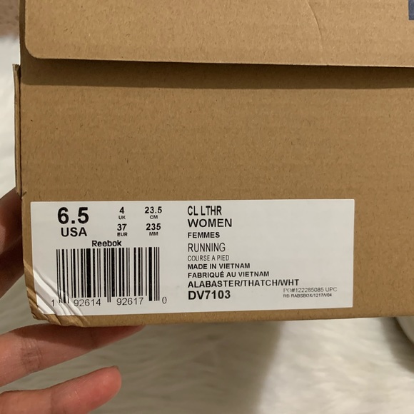 New Reebok shoes - Picture 6 of 6